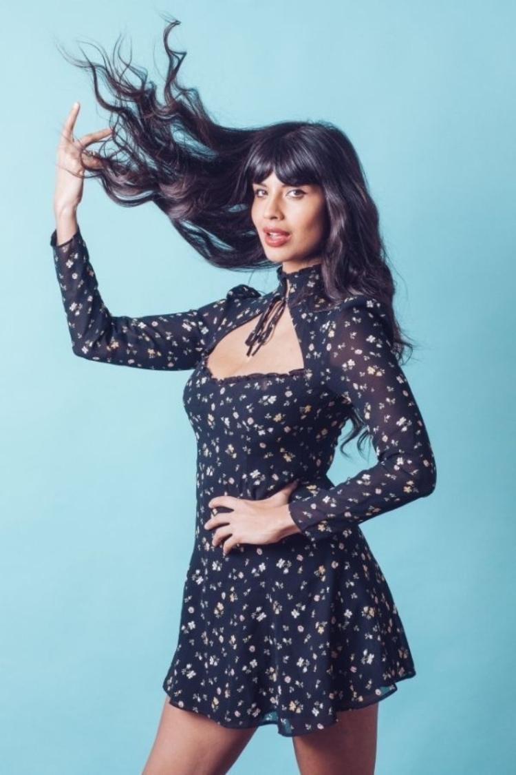 17154128 jameela article 600x900
