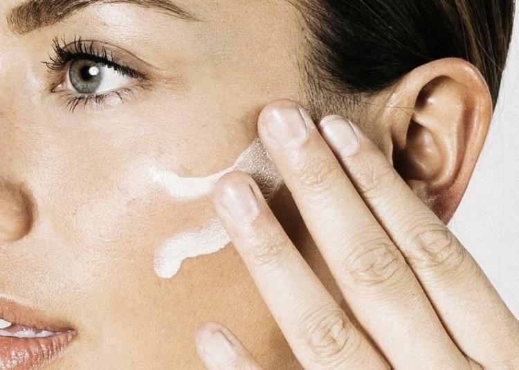 Whatsthedifferencebetweenhydratingandmoisturisingproducts