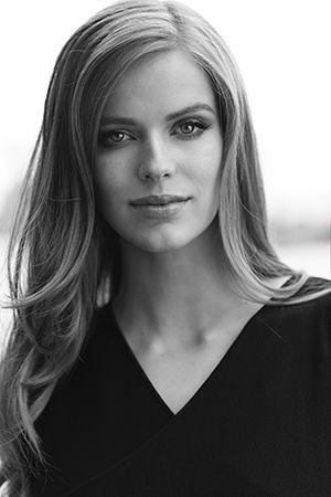Robyn Knows the Benefits of a Luxe Skincare Regime