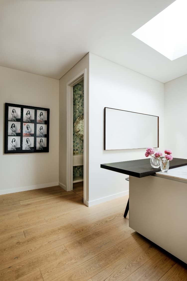 The hallway at Melanie Grant Skin Health, Double Bay